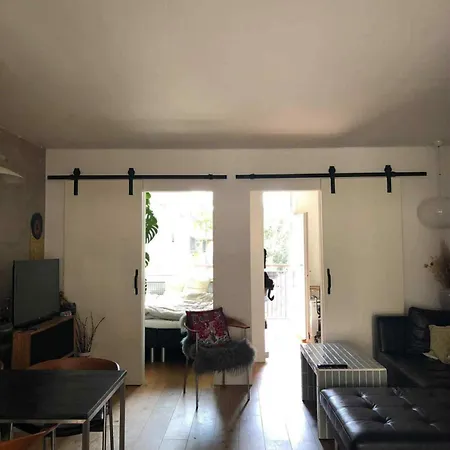 Daire Heart Of Noerrebro With Private Balcony Kopenhag